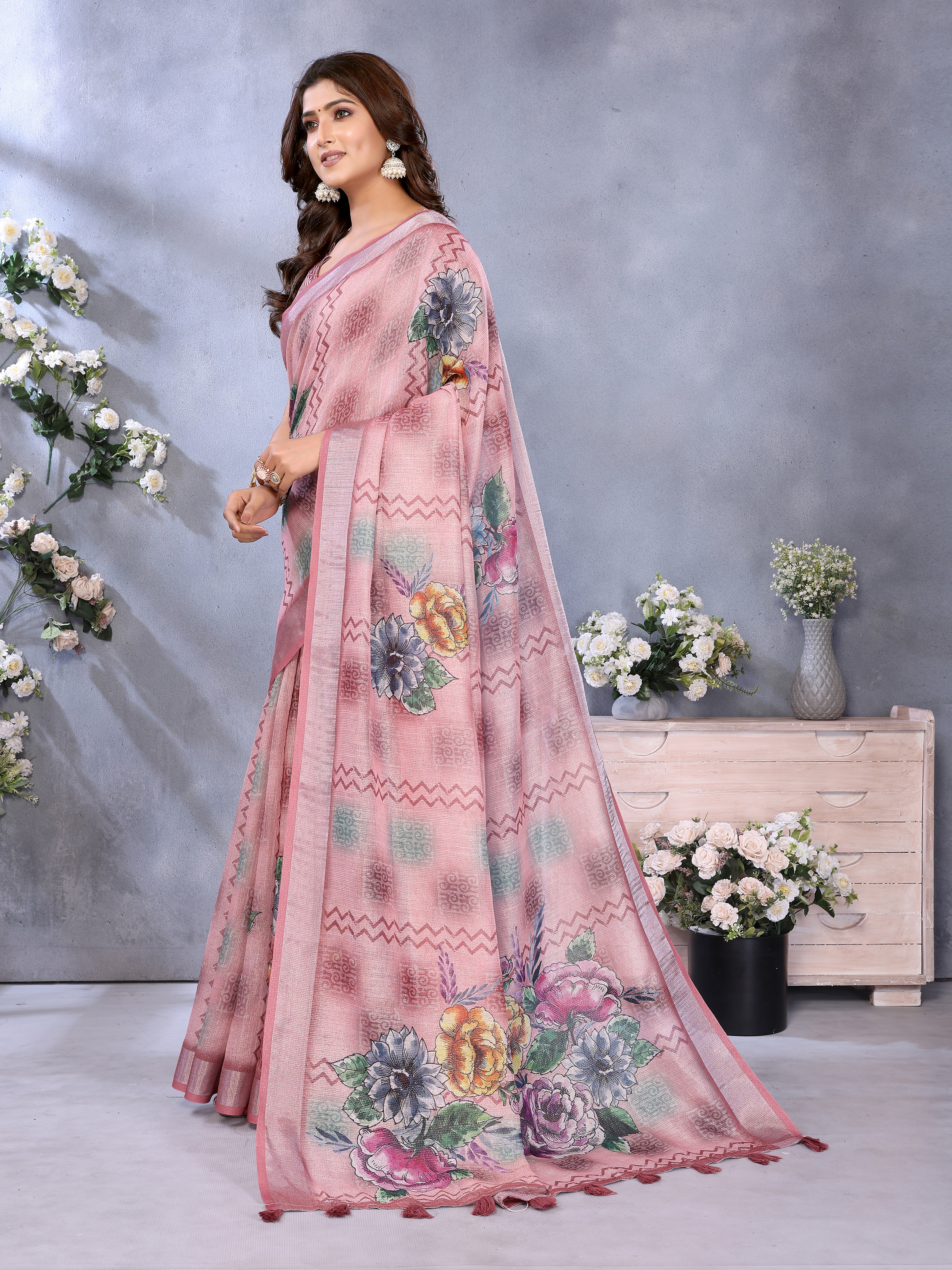 Light Pink Or Lavender Purple Floral Printed Saree