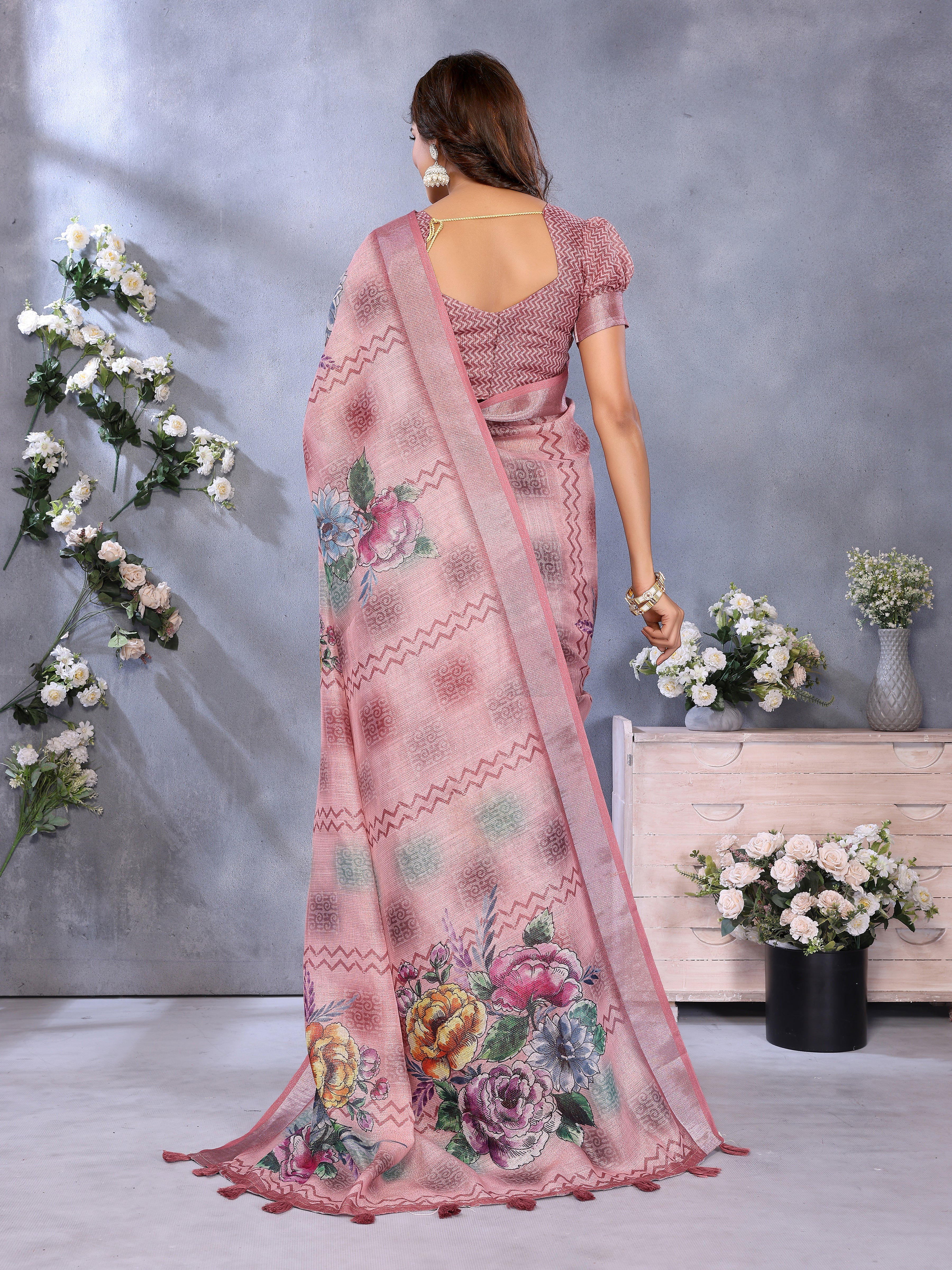 Light Pink Or Lavender Purple Floral Printed Saree