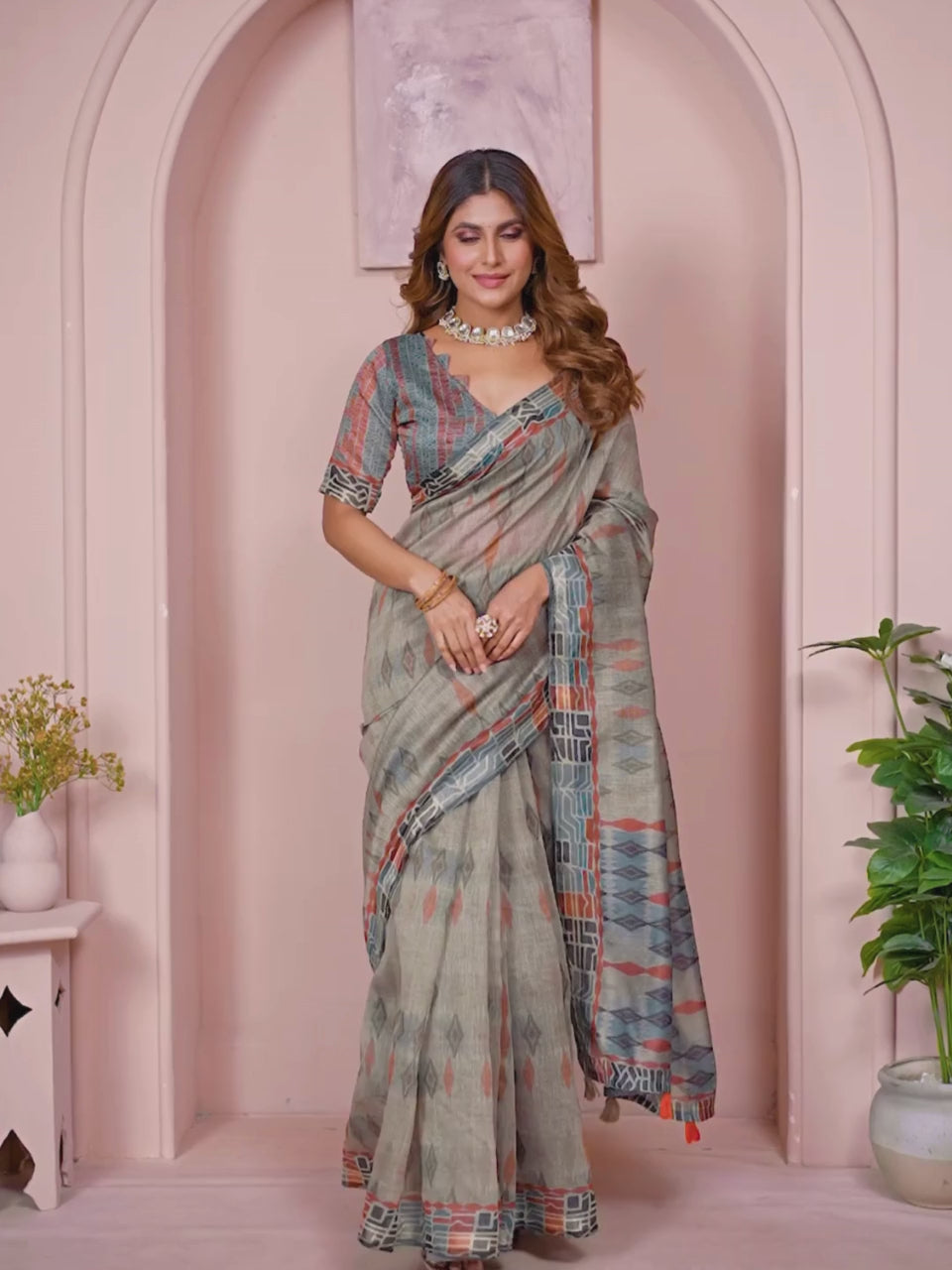 Grey & Rust Patterned Black Chanderi Saree For Women